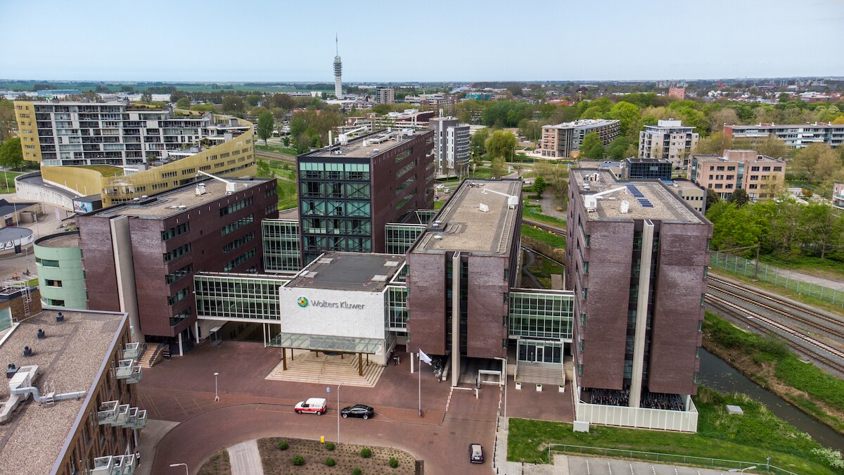Multi Corporation and M.O.S acquire 13,000 sq m office building in the Netherlands